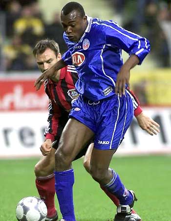 岁卡马文加 岁卡马文加